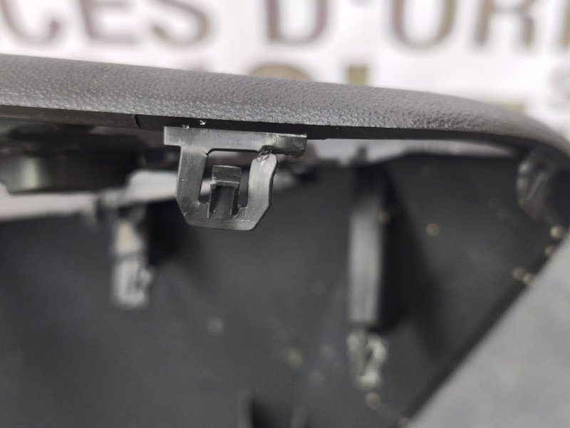 Верхняя накладка торпедо