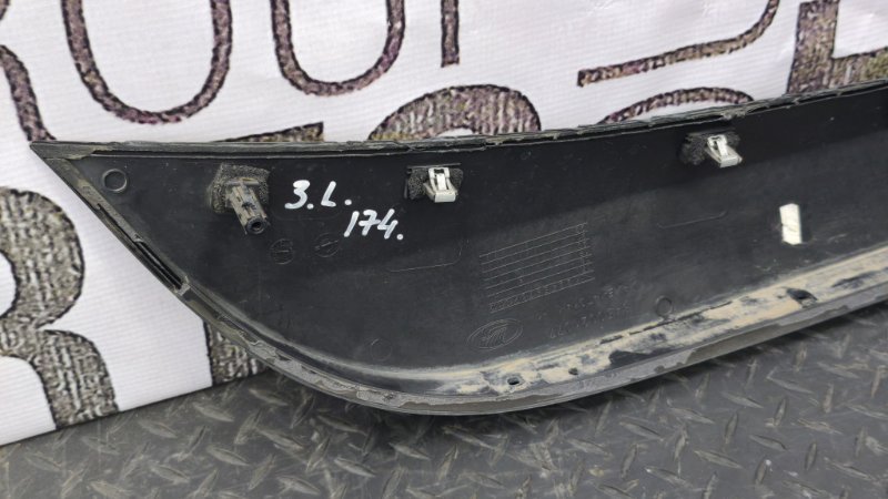 Молдинг двери