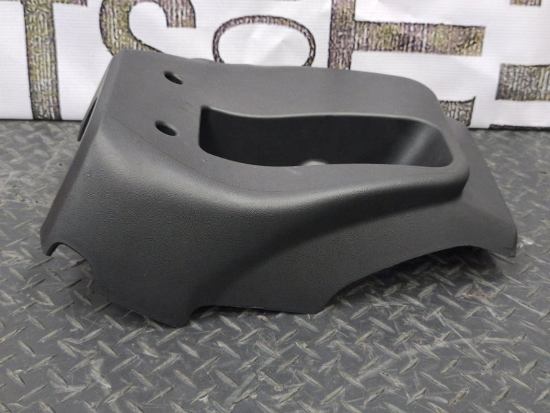 Подрулевой кожух