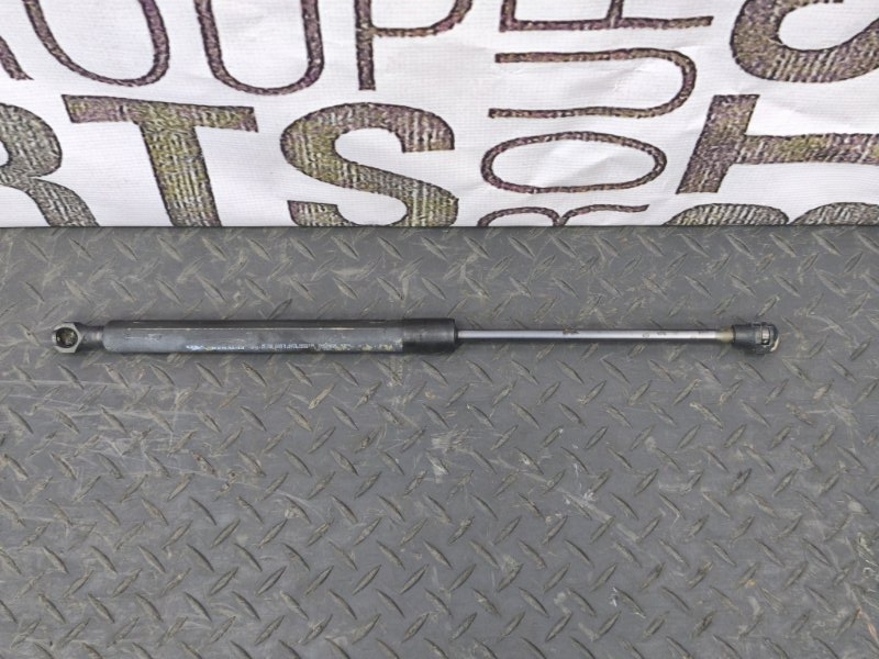 Амортизатор багажника