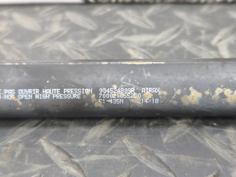 Амортизатор багажника