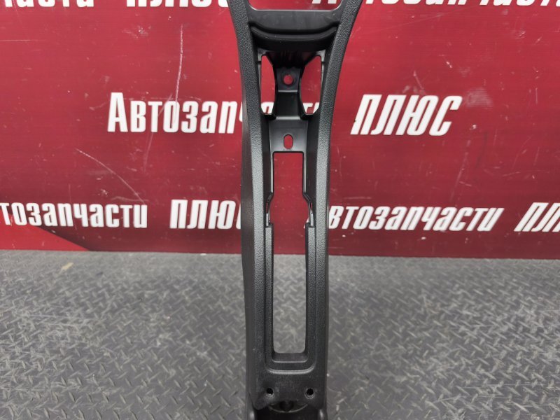 Консоль между сидений