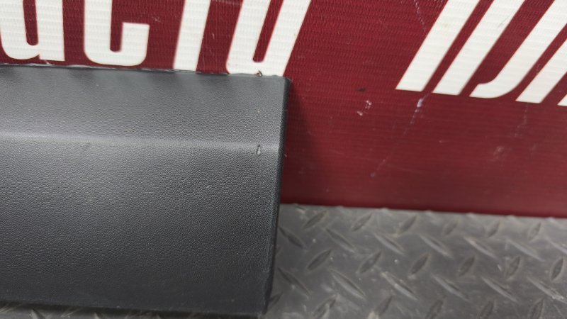 Молдинг двери