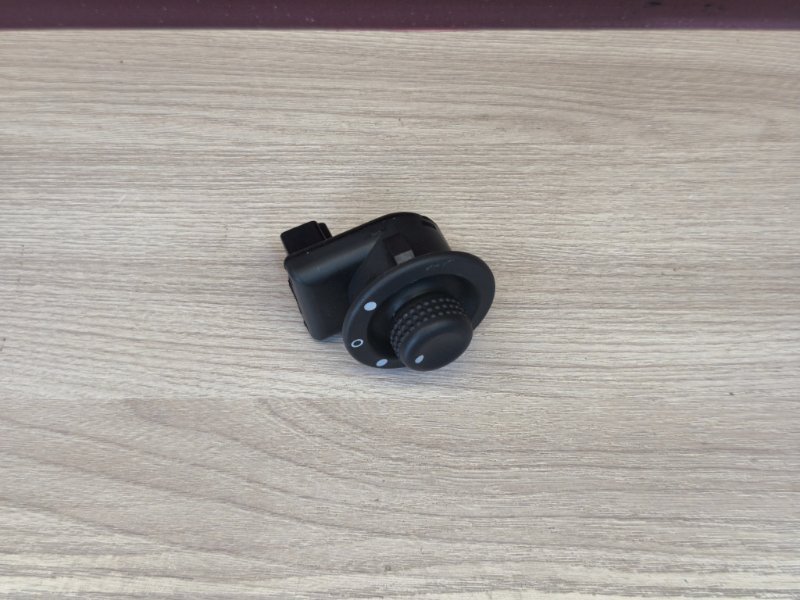 Блок регулировки зеркал