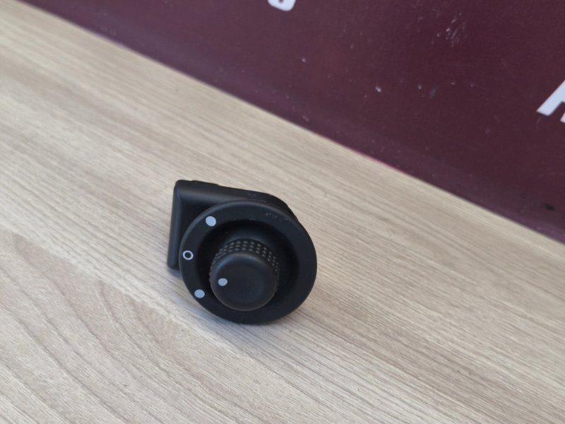 Блок регулировки зеркал