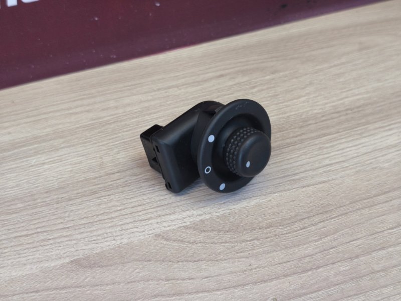 Блок регулировки зеркал