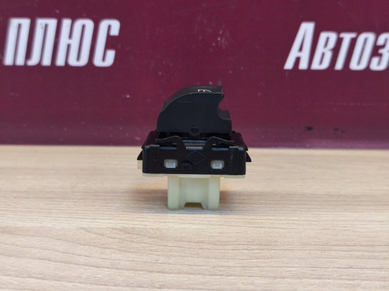 Кнопка стеклоподъемника