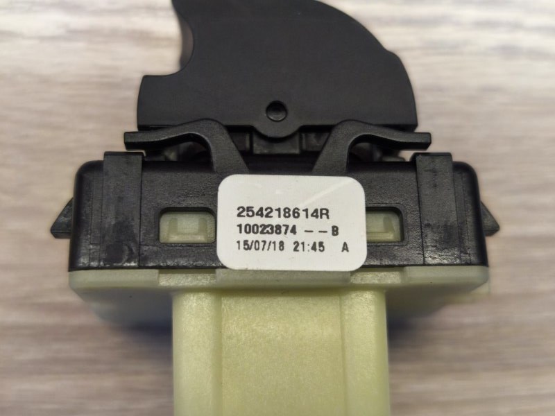 Кнопка стеклоподъемника