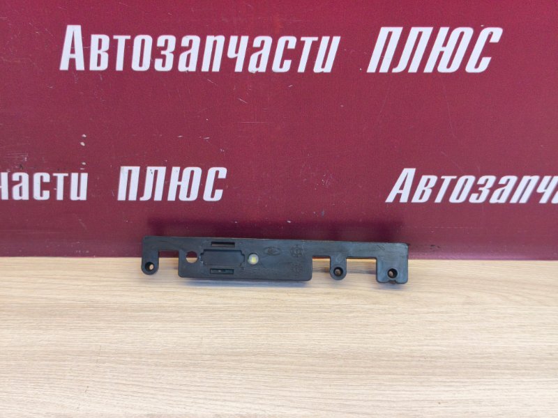 Плафон подсветки салона