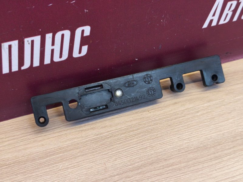 Плафон подсветки салона