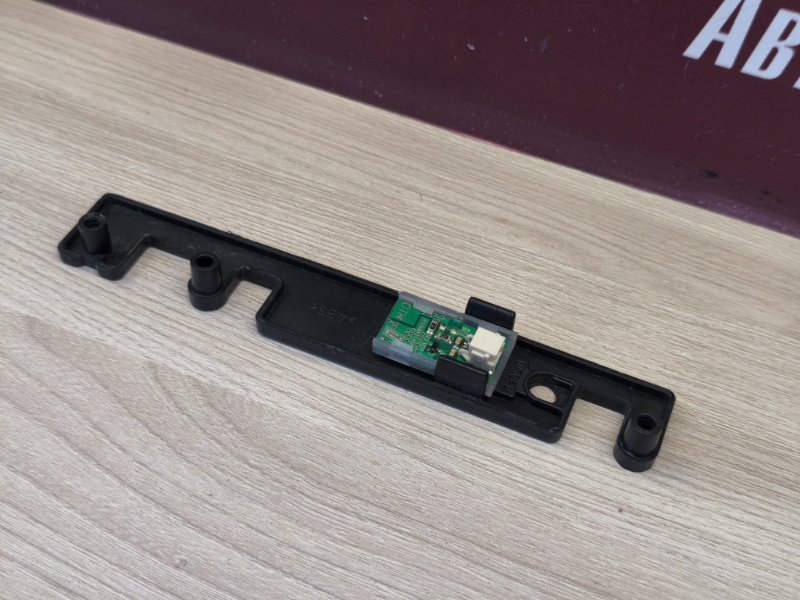 Плафон подсветки салона