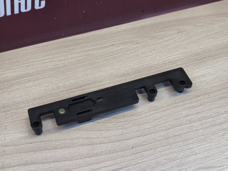 Плафон подсветки салона