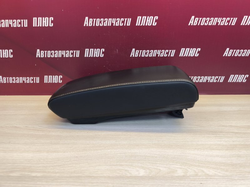 Крышка подлокотника