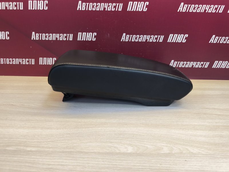 Крышка подлокотника