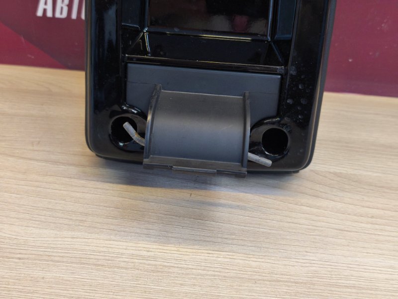 Крышка подлокотника