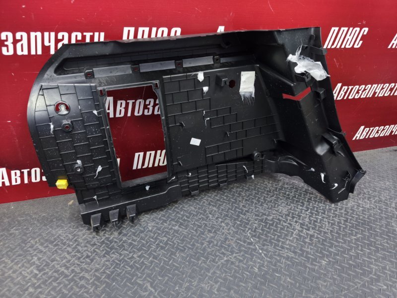 Обшивка багажника