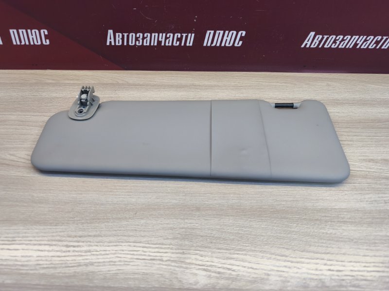 Козырек солнцезащитный