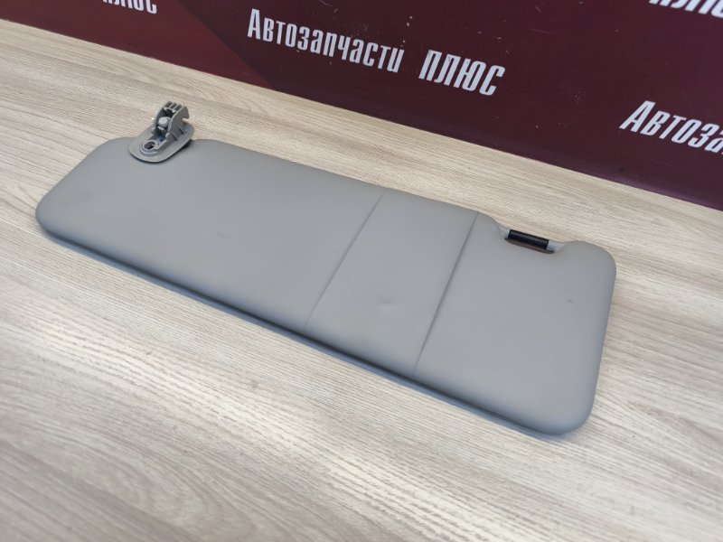 Козырек солнцезащитный