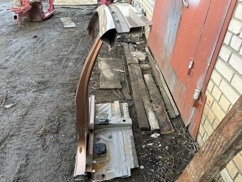 средняя стойка