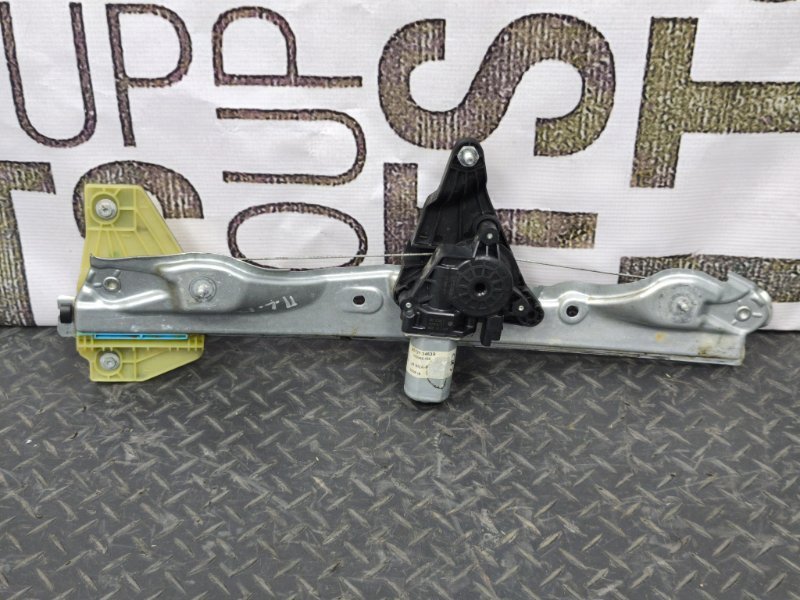 Стеклоподъемник    двери