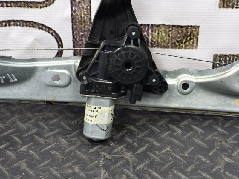 Стеклоподъемник    двери