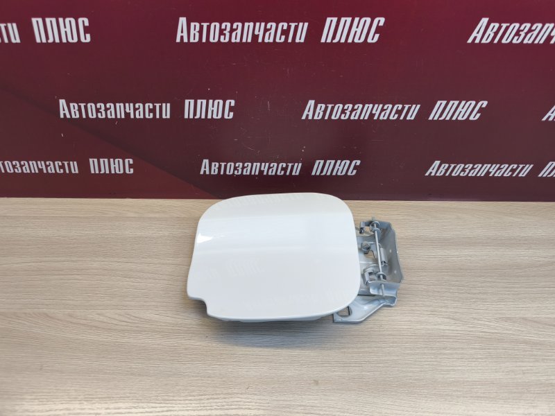 Лючок бензобака