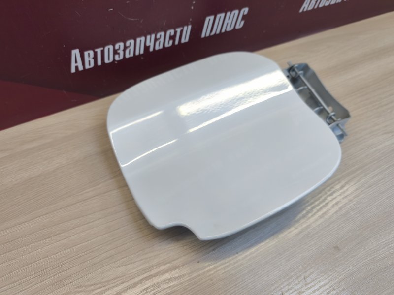 Лючок бензобака