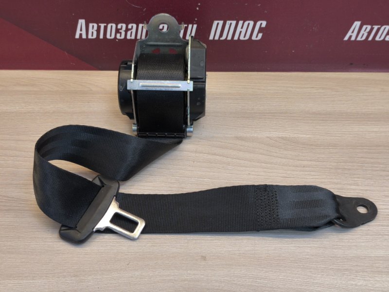 Ремень безопасности