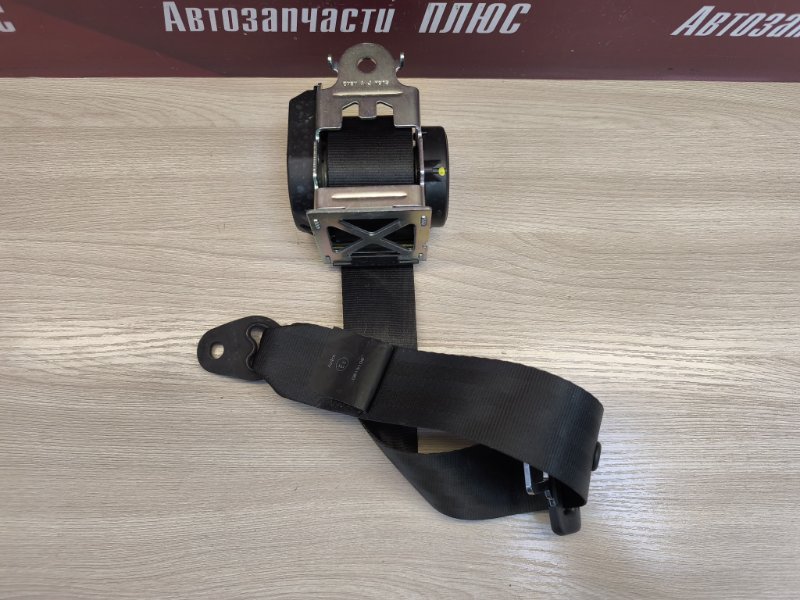 Ремень безопасности