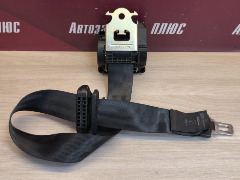 Ремень безопасности