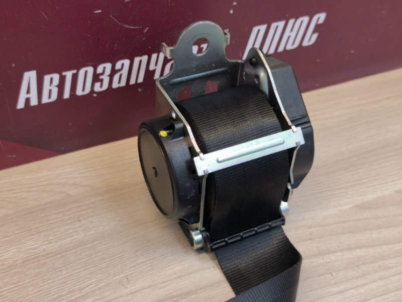 Ремень безопасности