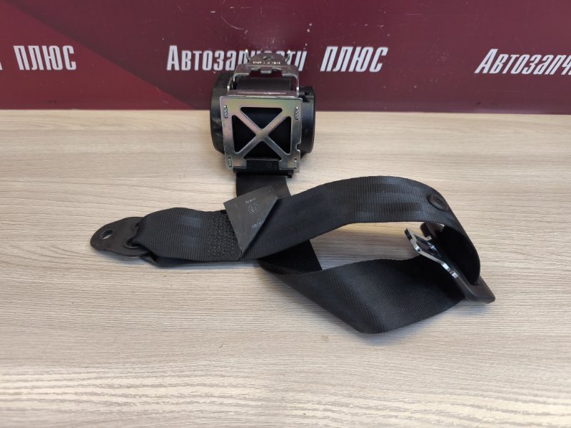 Ремень безопасности