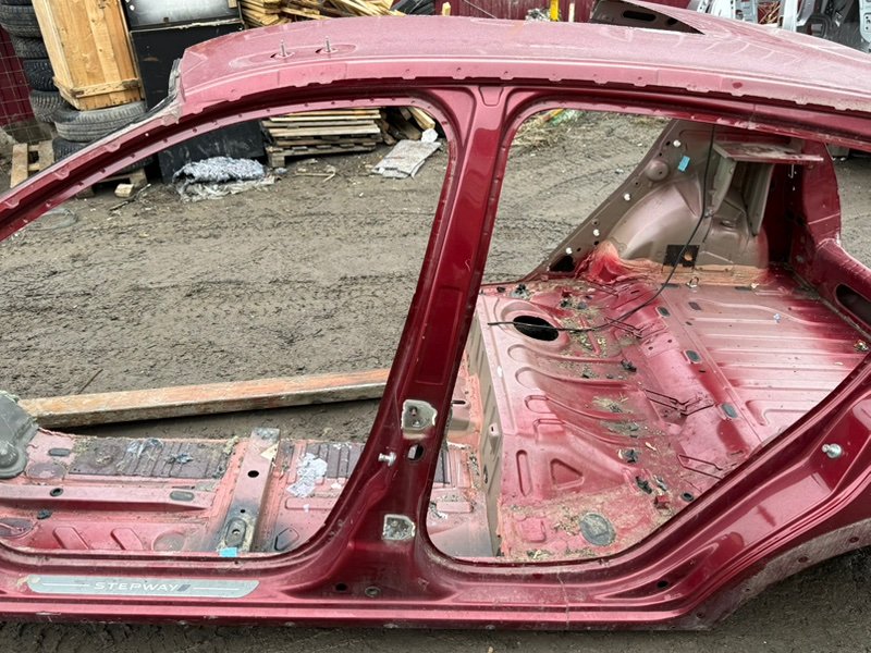 средняя стойка