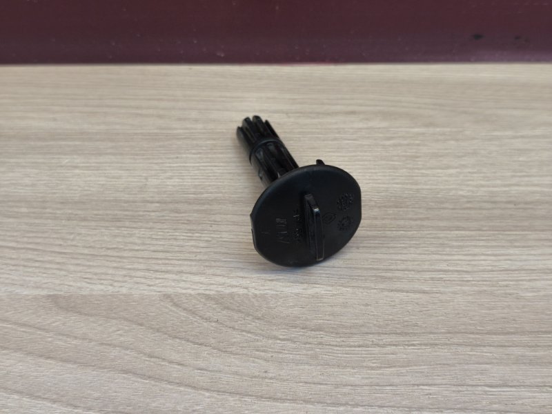 Крепление радиатора