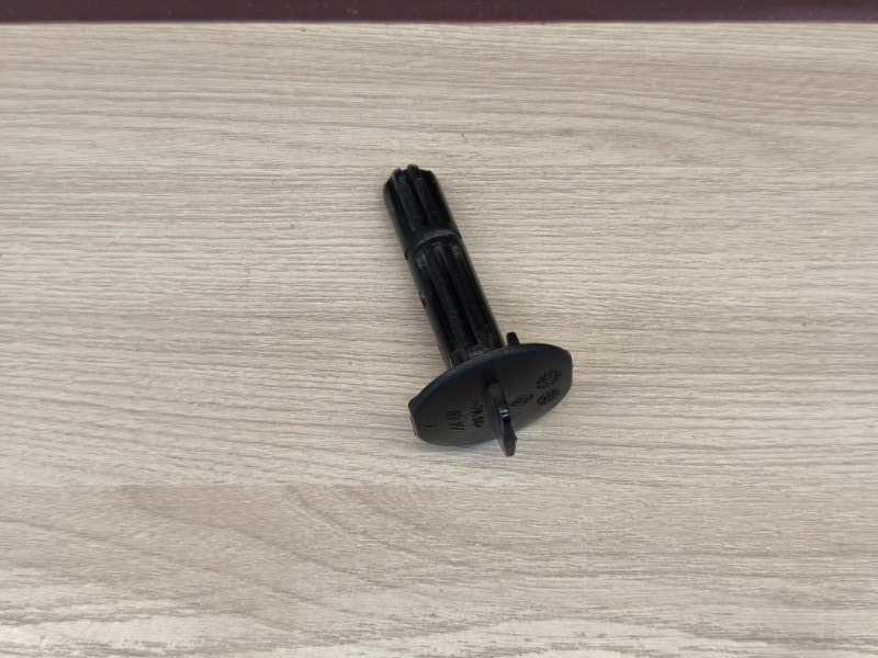 Крепление радиатора