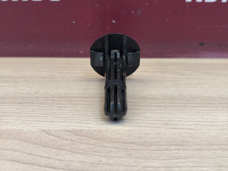 Крепление радиатора