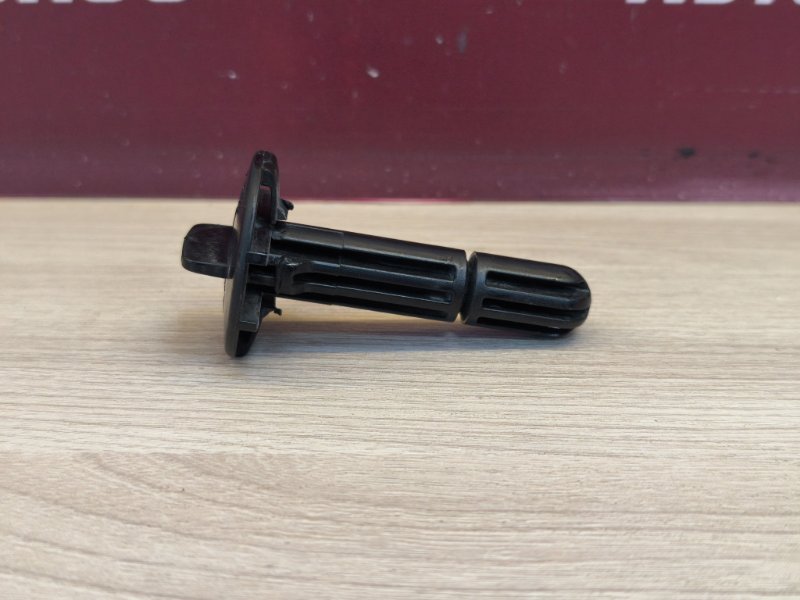 Крепление радиатора