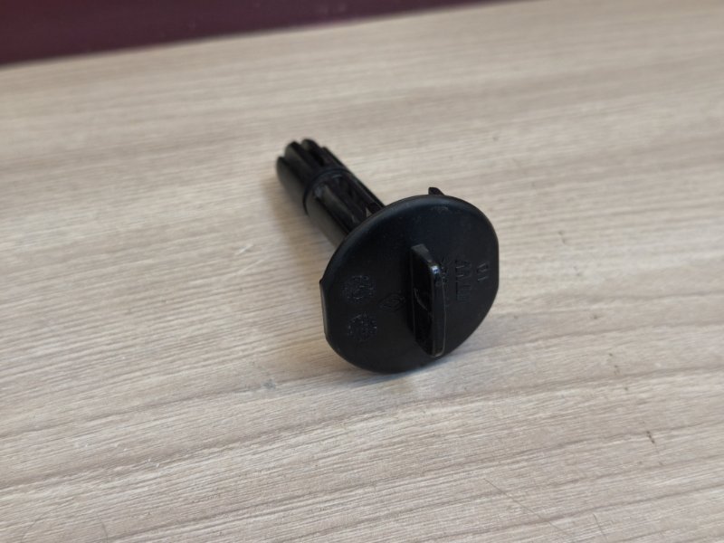 Крепление радиатора