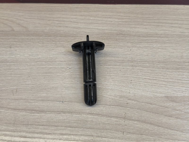 Крепление радиатора