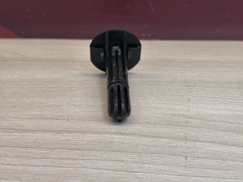 Крепление радиатора