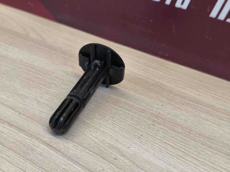 Крепление радиатора