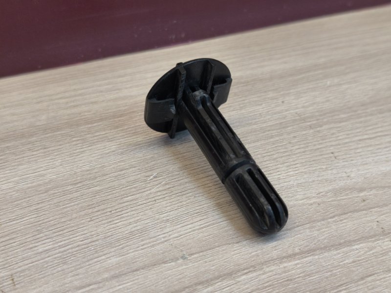 Крепление радиатора