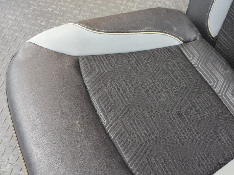 Сиденья комплект