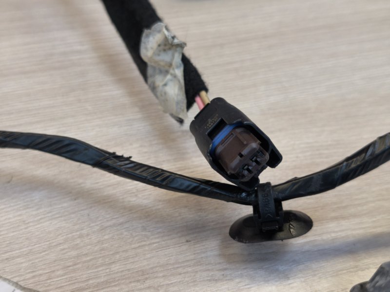 Проводка двери