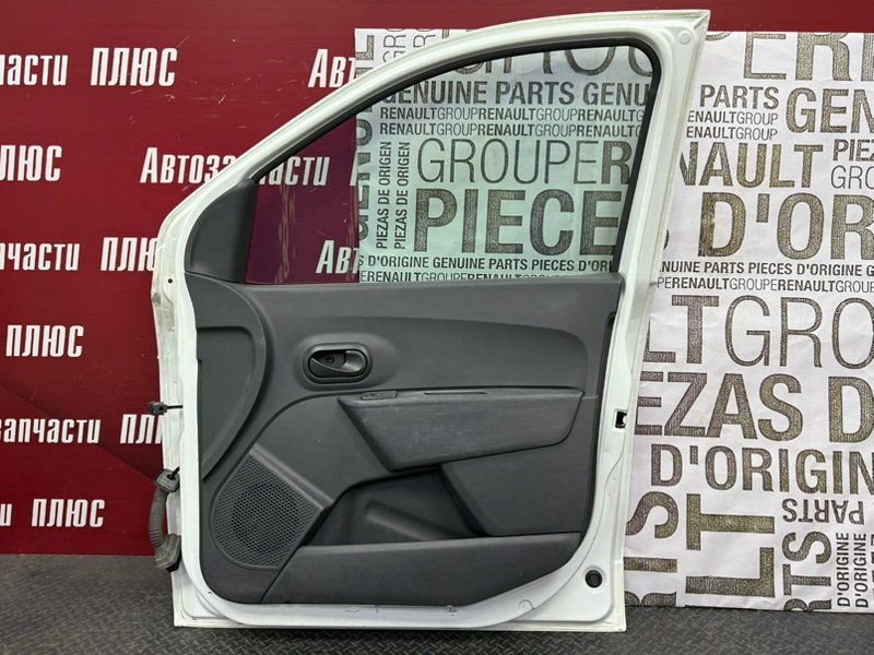 Дверь боковая