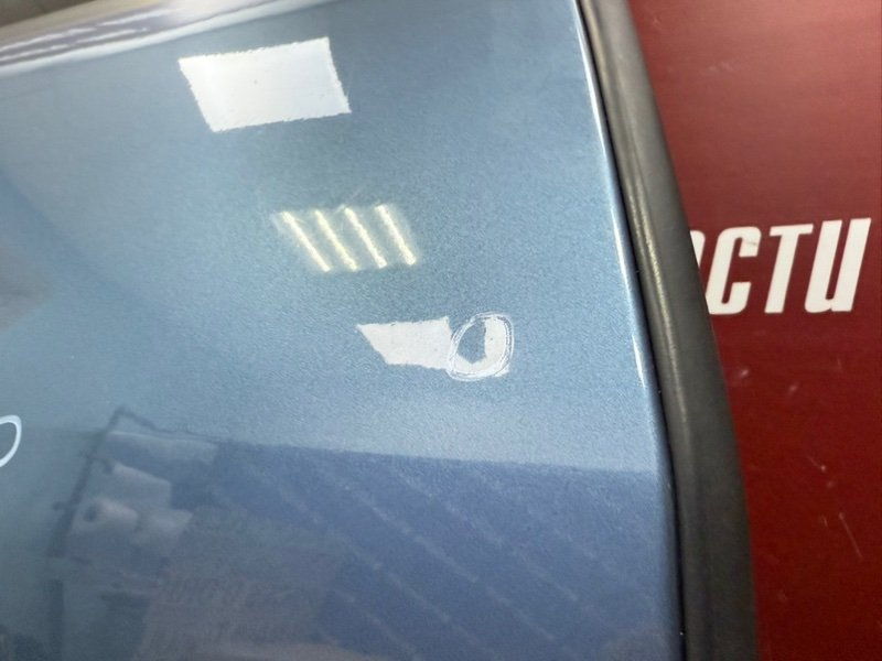 Дверь боковая