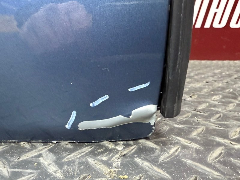 Дверь боковая