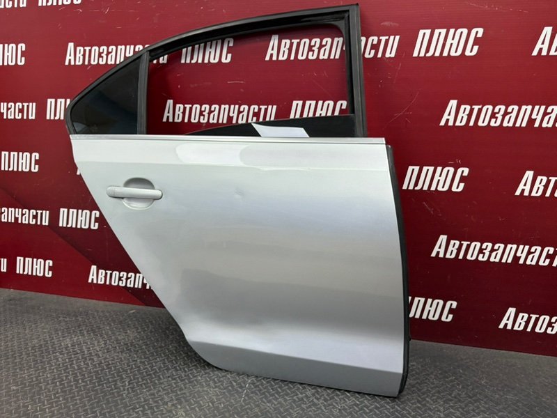 Дверь боковая