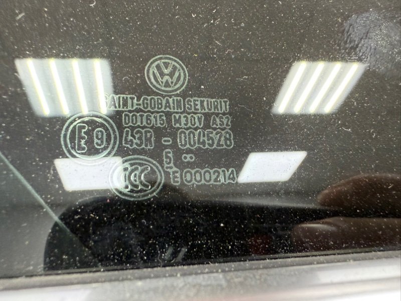 Дверь боковая