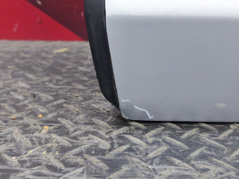 Дверь боковая